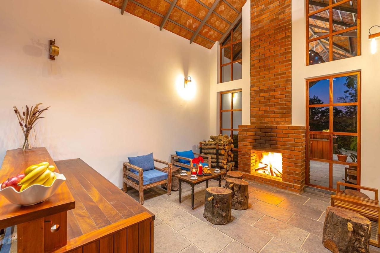 Stayvista At Cicada Chikmagalur 2Bhk Breakfast Included With Amazing View المظهر الخارجي الصورة